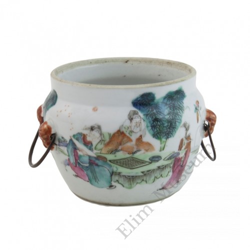 1008   A Tong-Zhi Small Famille Rose porridge Pot